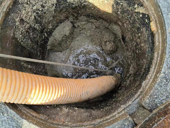 西湖化粪池清理